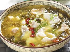 酸菜鱼片饭-川湘记