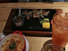 -豪客来牛排(人民东路店)