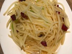 酸辣土豆丝-老头儿油爆虾(胜利河美食街店)
