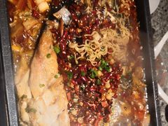 -里岛烤鱼(东港凯虹广场店)