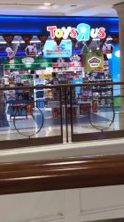 -玩具反斗城(王府井购物中心店)
