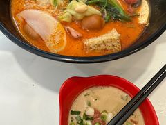 -吕阿婆骨汤麻辣烫(云岗店)