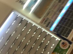 -EYEcare眼镜店(南京东路店)