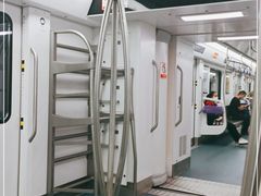 -红土地(地铁站)