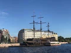 -阿芙乐尔号巡洋舰