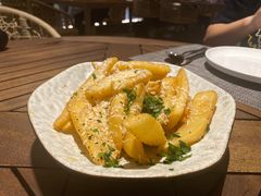 -MONICH牛排融合餐厅(和义大道购物中心店)