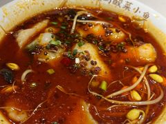 -渝是乎川渝小炒(新世界百货望京店)