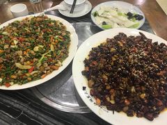 -江湖黑大兔(杨家坪店)