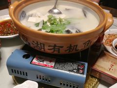 白汤有机鱼头-千岛湖小鱼儿·淳安匠心农家菜