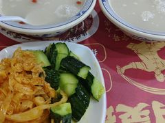 -牛一嘴·兰州牛肉面·大盘鸡(财富中心店)