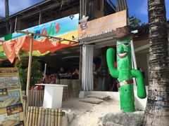 -Jonah's Fruit Shake & Snack Bar