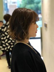-苑苑发型设计