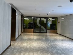 -前滩太古里木区停车场