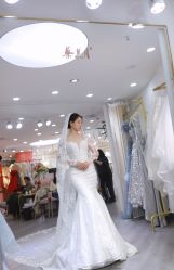 -台湾蔡美月婚纱租赁