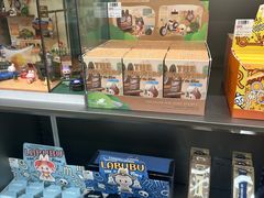 -泡泡玛特POPMART(杭州乐堤港店)
