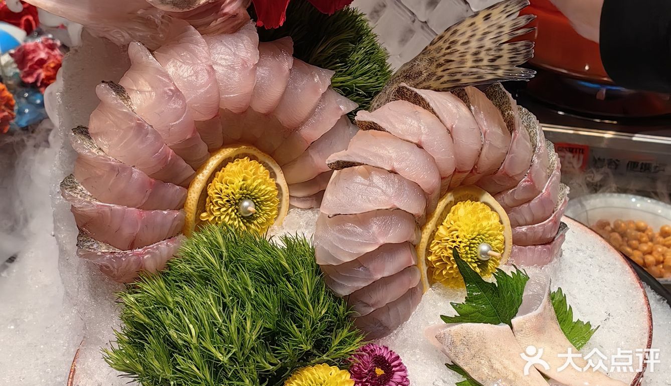 在武汉年夜饭，他们家遥遥领先！！！米其林主厨亲自介绍！