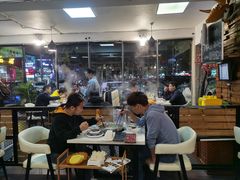 大堂-三头牛·潮汕牛肉生蚝火锅 (夏湾店)