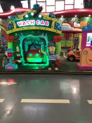 -维佳童话镇演出现场(徐东店)