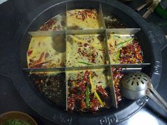 -宽板凳老灶火锅(簋街店)