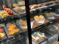 面包甜点陈列柜-星巴克臻选(济南万达店)