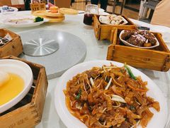 干炒牛河-万圣禄茶楼(西平店)