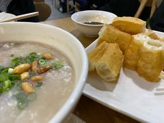 -老广记石磨肠粉店