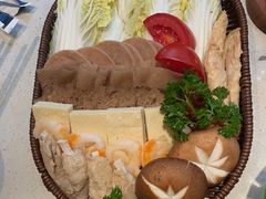 -一叶一世界·素食餐厅(锦华万达店)