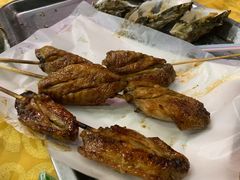 烧鸡中亦-蚝哥花姐湛江烤生蚝(美丽湾市场店)