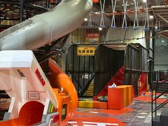 -嗨翻Hi-Fun竞技主题乐园·蹦床团建生日轰趴(荆川 国光1937店)