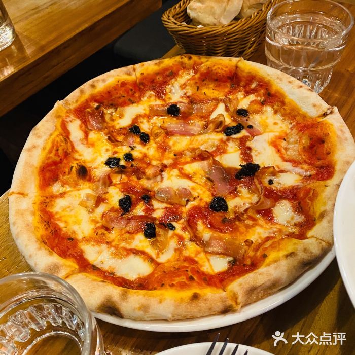 La Vite意大利餐厅酒馆(乌鲁木齐店)猪肉黑松露披萨图片