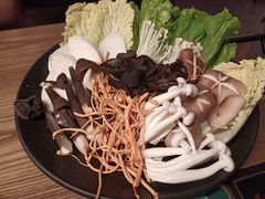 -大头椰·椰子鸡火锅(新梦店)