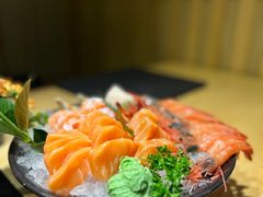 -枝魯枝魯自助料理
