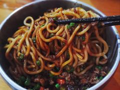 素椒杂酱面-左撇子私房面