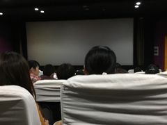 -和平影视娱乐城