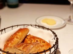 餐前包-Wolfgang’s Steakhouse 沃夫冈牛排馆(上海白玉兰广场店)