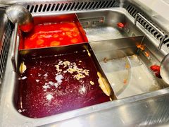 -海底捞火锅鲜切牛肉主题店(长寿路店)
