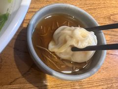 -馋三尺蟹粉小笼(人民广场店)