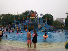 -欢乐水魔方水世界