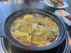 -野菌皇海景野生菌火锅(滨海大道店)