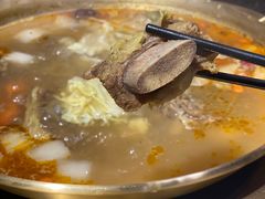 -顶顶汤火牛排火锅·经典铜锅涮肉