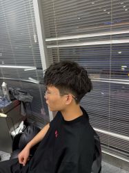 -藤野造型烫染·漂发