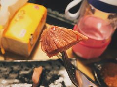 刀叉坨坨牛肉-陆记牛庄·碳锅龙虾烧烤(爱上花园店)