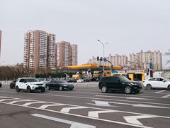 -中国能源朝平加油站