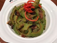 豆豉鲮鱼拌苦瓜-南拳十三姨·潮汕砂锅粥(世纪金源店)