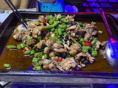 炭烧牛蛙平锅紫苏味-蘭奢雅集·江浙菜(青山江滩店)