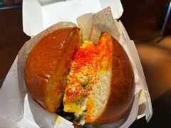 柠香蟹籽牛肉汉堡-JPG canteen(广州东山口店)