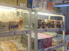 面包甜点陈列柜-一鸣真鲜奶吧(双菱路店)