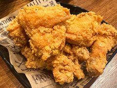 -BHC炸鸡(明洞总店)