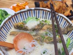 -鲜越鲜鱼粉(财富购物中心店)