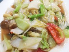 -光海鲜鱼翅餐厅(叻差拉披色路店)